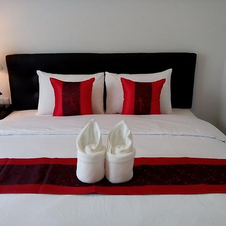 Bed and Breakfast Noble Tarntong Boutique Чиангмай Экстерьер фото