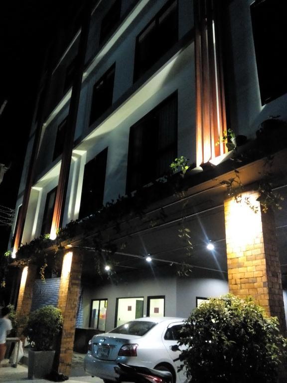Bed and Breakfast Noble Tarntong Boutique Чиангмай Экстерьер фото
