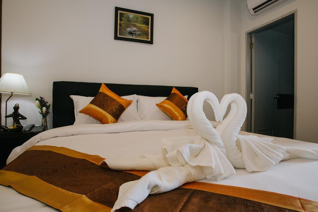 Bed and Breakfast Noble Tarntong Boutique Чиангмай Экстерьер фото