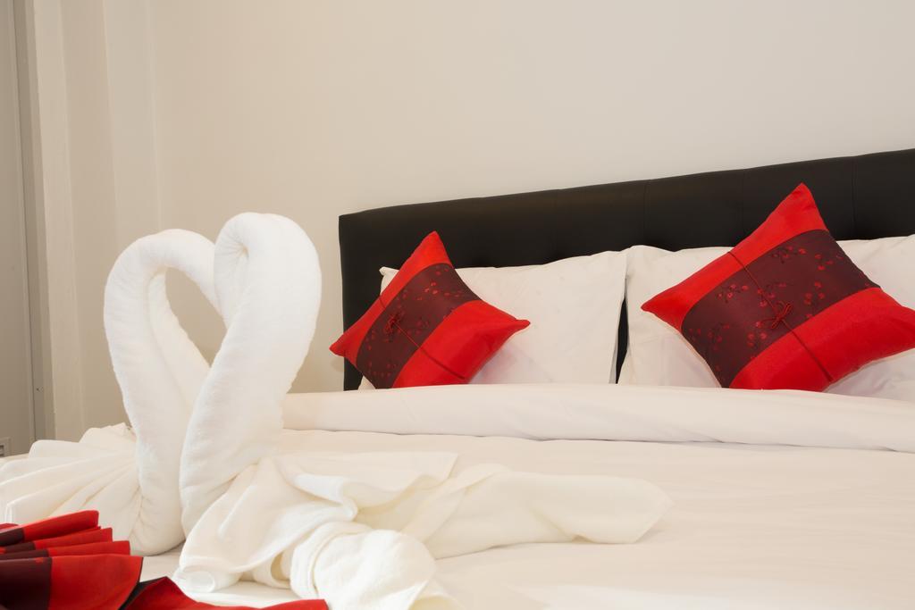 Bed and Breakfast Noble Tarntong Boutique Чиангмай Экстерьер фото