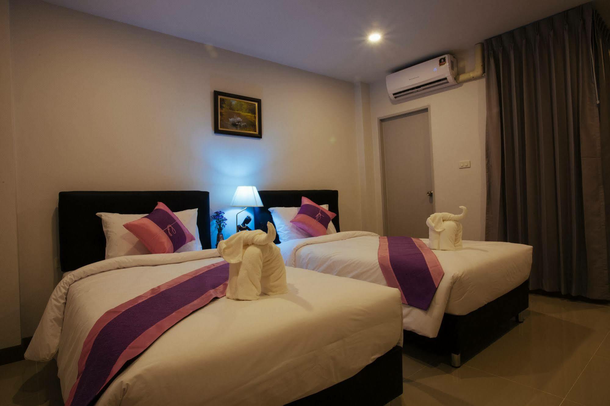 Bed and Breakfast Noble Tarntong Boutique Чиангмай Экстерьер фото