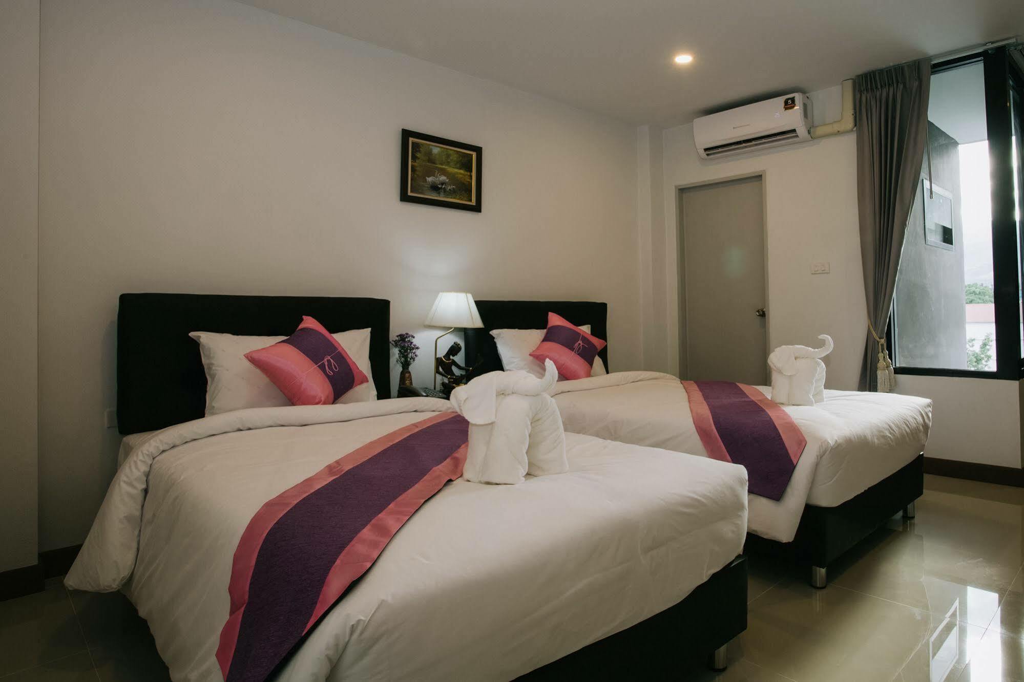 Bed and Breakfast Noble Tarntong Boutique Чиангмай Экстерьер фото